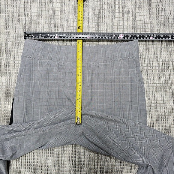 Athleta Gray Cropped Pants - Picture 8 of 13